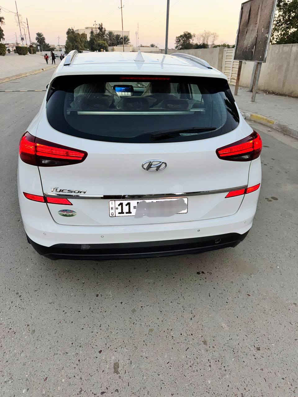 توسان خليجي 2019 شركت الكاصد مكفوووله  سياره كلش جديده فووول عده الفتحه بصمات كامرات امامي خلفي حساسات امامي خلفي توقف ذاتي شاشه تحكمات جلد كراسي كهرباء محرك وكير كفاله شركه لا فتح ولاشد كل نقص مابيه 5 عدسات بلوحكتر زنون ترحيب مري شفط رقمه بغداد بسمي رقم جديد هزه جديده تحويل موباسر هواي موصفات بعد سعر 187 مكاني بغداد المحموديه *********** // *********** كل نقص مابيه كله جاهزه
