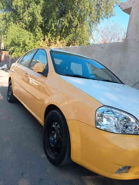 وبتره شركه عامه سياره بلاديه 2012 لا ضربه ولا صبغ بس جملغ امامي مبدل بلادي كير مكينه خير من الله كير عادي تخم تاير صدر امامي خلفي جديد  دوشه جديده تريك لبصره ما مشيه هواي  مكاني بغداد حي لعلام*********** سعر 65بيه محال
