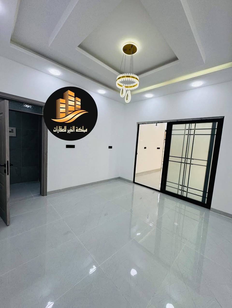 للبيع
#عقارات_مملكة_الخير 
داران للبيع في حي الملايين الاولى 
 جمعية حمورابي تحويل مباشر قرب جامع الصواف 
المساحة 145 متر  واجهة 8 متر لكل بيت 
 خمسة غرف نوم بناء فول 
لطلب السعر اضف تم 

*********** 
***********‏‪
او مراجعة مكتب مملكة الخير للعقار الكائن في سايدين  البحرين قرب قاعة الفخامة للاعراس
