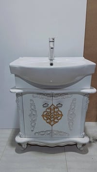 مرآة • ٦٥×٣٥سم • السليمانية