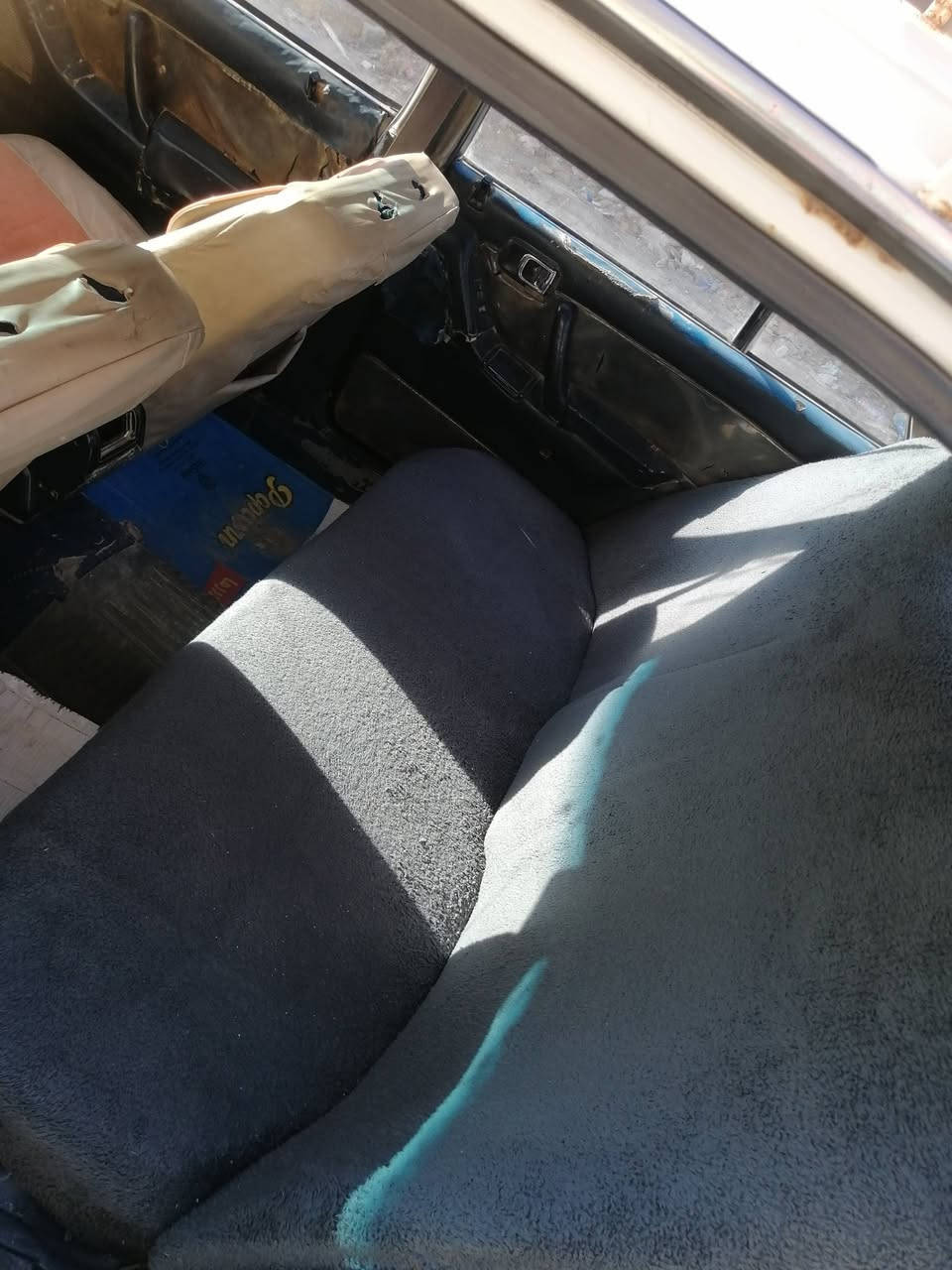 سيدان مديل 1990 يسرا بلاد جاهزه من كلشي مكينه جديده فيفيتي 2 ونص حداديه جاهزه تبريد شغال سياره خير من الله ب اسمي تحويل مباشر ب 37 رايدها مكاني ناصريه مركز ***********
