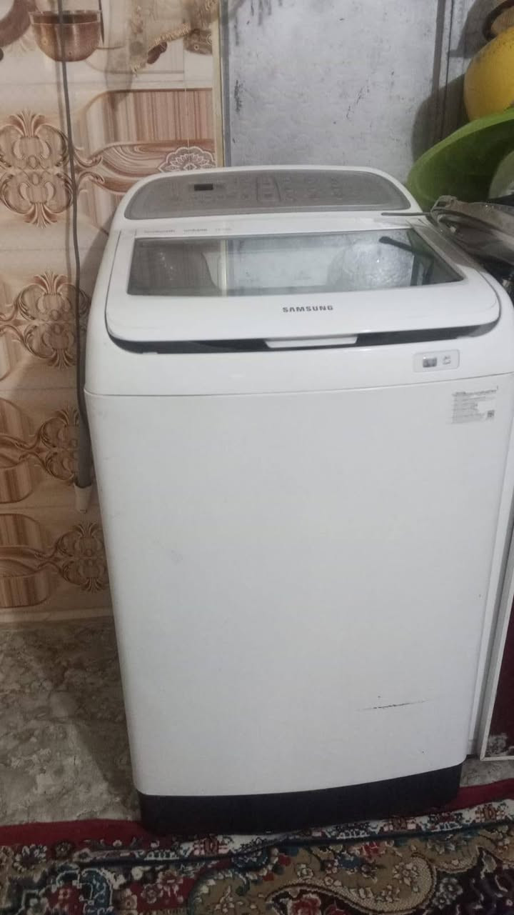 السلام عليكم مكلف بالنشر
غساله نوعيه سامسونك حجم 15 كيلو 
فول اوتوماتيك نضافه مثل مموضح بالصوره 
 العنوان حي الشهداء يم ابو النسور 
سعر 250 وبيه مجال
 هاتف***********

