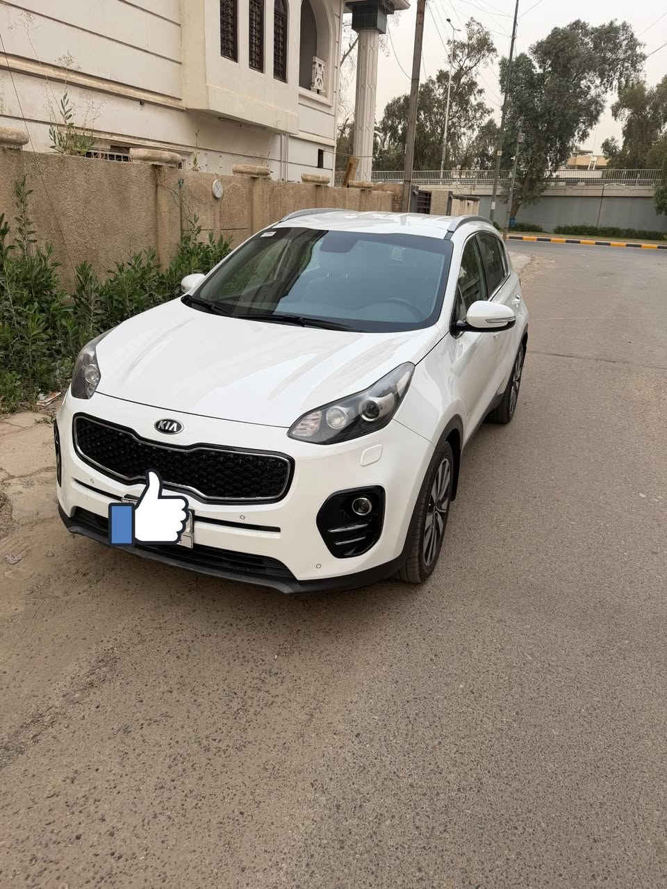 السلام عليكم للبيع كيا سبورتج 2018 خليجي بأسمي
مواصفات اعتيادية

حساسات خلفي امامي

تحكم استيرن جهتين

تبريد قطعتين

داخل مخمل

محرك دوش ٢٠٠٠

دسكات خلفي امامي 

ماشيه حقيقي 99 الف

سيارة مكفولة من الدعامية للدعامية بدون ضربة بدون صبغ جديدة جداً عليها ادامة كاملة تخم تاير شادة جديد تبريد ممتاز جداً غرفتها بلادية. 

-هاتف *********** بغداد حي القادسية

(سعرها 175 وبيها مجال بسيط جدا)

