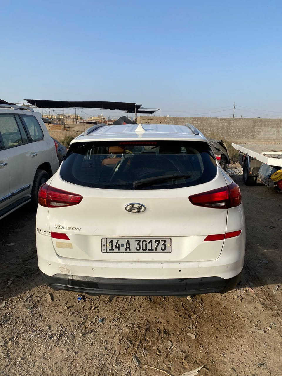 السلام عليكم للبيع توسان 2019 رقم بصره تحويل مباشر السياره شغاله وتمشي متضرره وبيع على وضعها سابقآ بيها قماره مبدله السعر 103 وبيها مجال للشراي العنوان بغداد حي النصر رقم الهاتف ***********
