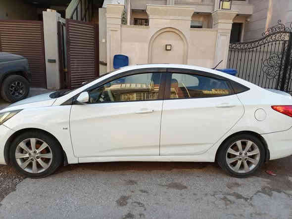 للبيع اكسنت خليجي ابيض ٢٠١١ بغداد محرك ١٦٠٠ دوش مواصفات بلو شاشه تحكم ستيرن ويل كب اشاير بالمري كامره خلفيه اريدها ٩٥ ورقه الاتصال ***********
