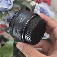عدسه كانون ٥٠ ملم اخت الجديده  السعر ١٠٠ مع التوصيل  ٠٧٨٢٥٩٦٦٨٦١