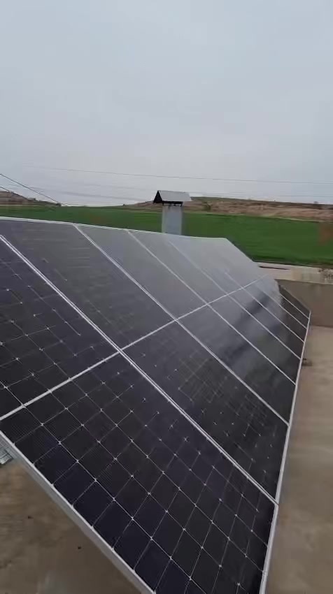 كومپانیه سه‌ن پاوه‌ر. سیستەمەکێ ژیر بۆ پاشەڕۆژێ! 💻☀️

ل خانکێ - قەسر ئێزدین، مە سیستەمەکێ نموونەیی یێ وزەیا رۆژێ جێبەجێ کر. ئەڤ سیستەمە هاتییە دیزاینکرن دا کو هەمی پێدڤیێن مالێ ب بێ کێشە دابین بکەت و کارەبەکا پاقژ و بەردەوام بدەتە خودانێ مالێ

شركة صن باور.. نظام ذكي للمستقبل! 💻☀️

قمنا اليوم في منطقة (خانكێ - قصر إيزدين) بتنفيذ نظام نموذجي للطاقة الشمسية. تم تصميم هذا النظام بدقة عالية ليلبي كافة احتياجات المنزل بكل سهولة، ويوفر طاقة نظيفة ومستمرة لصاحب المنزل.

Sun Power Company.. A Smart System for the Future! 💻☀️
Today, in the (Khanke - Qasr Eizdin) area, we successfully implemented a model solar energy system. This system is professionally designed to meet all household needs seamlessly, providing clean and continuous power to the homeowner.

{***********-***********}

SunPower #SolarEnergy #GreenEnergy #Khanke #Kurdistan #الطاقة_الشمسية #سەن_پاوەر
