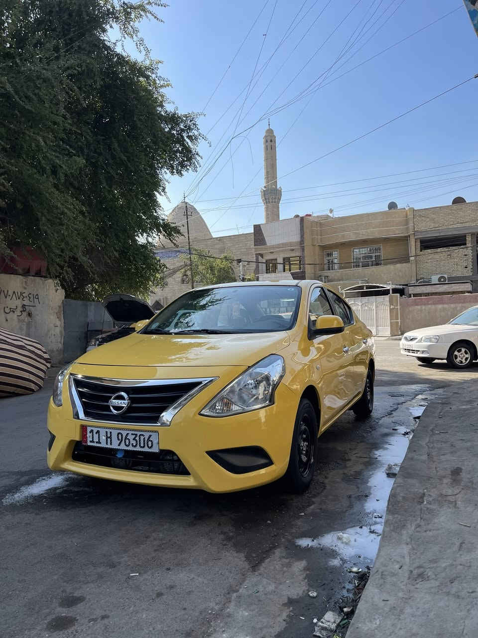 السلام عليكم
سني هندي مديل 2020
سياره كفاله عامه عده بارد شبر  بجاملغ الامامي والاهلال الخلفي 
عداها سياره مكفوله حتى من المعجون وسونار بيها 
جاهزه حداديه  اذاين محرك تخم تاير قبل شهر كله اصلي مدوشمه عام شاشه وكامره سياره بسمي هزه ورقم جدد 
مكاني بغداد 
سعرها 115 وبيها مجال قليل كلش 
سياره مال جناي ممتعوبه ابد تجي وتشوف بعينك 
*********** 
خاص مارد خابرني وتدلل
