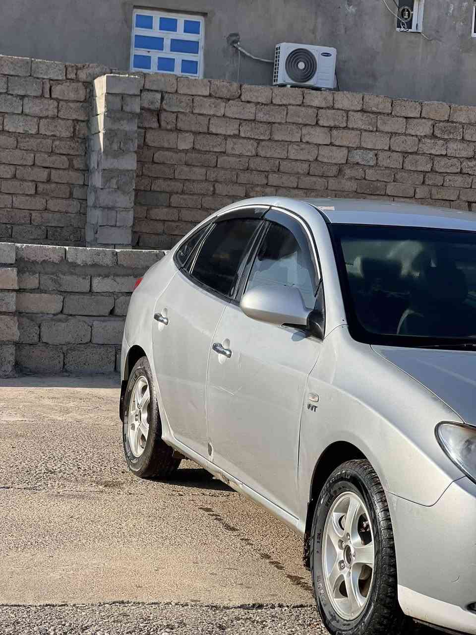 السلام عليكم ورحمة الله وبركاته
اڤانتي للبيع 
2010
شرط محرك گير
گشر سوف العين سياره جاهزه 
تخم تايرات جديد مكاني بيجي-الزوية 
السعر 39 وبيه مجال
***********
