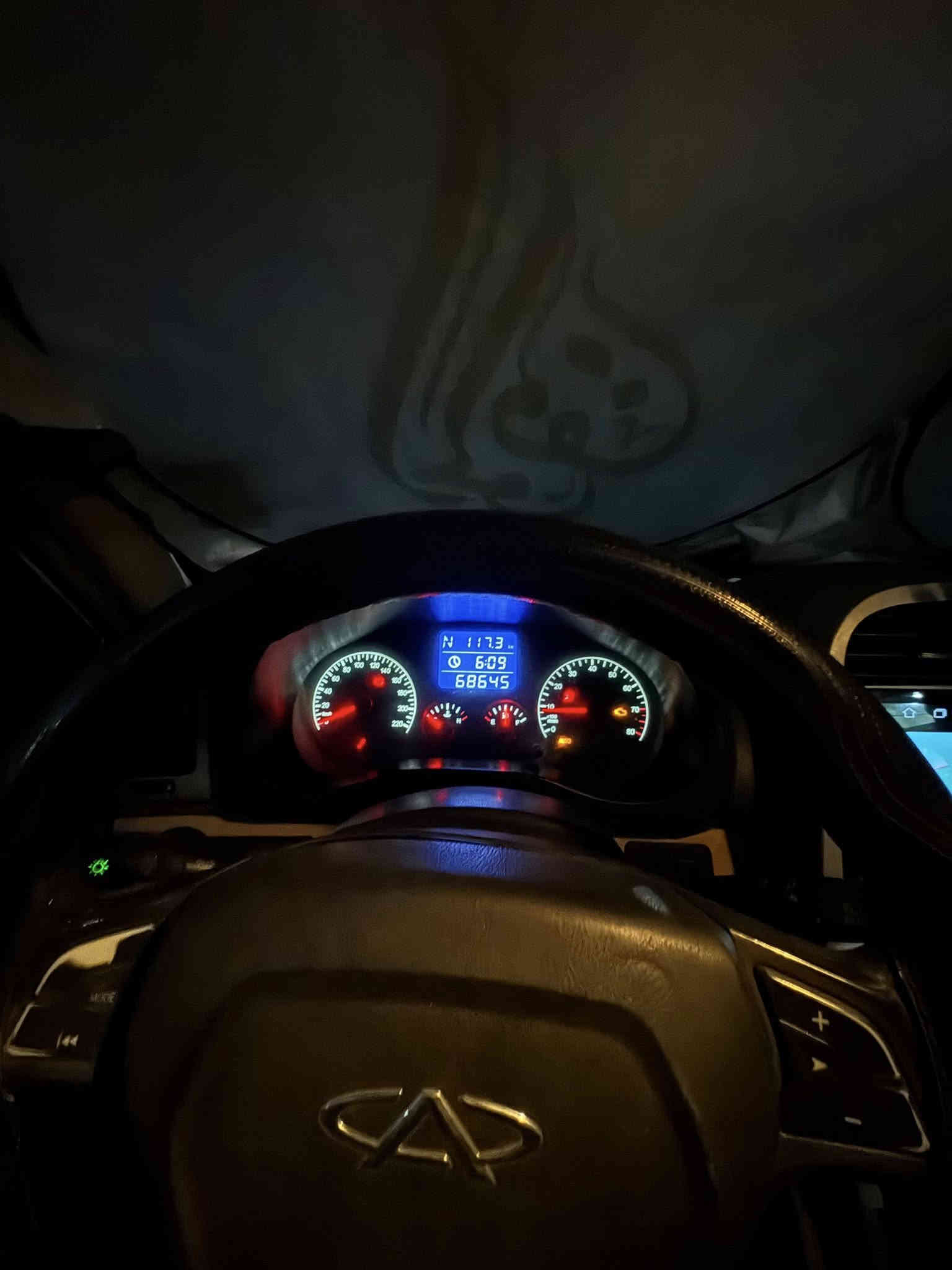 السلام عليكم 
تيكو 2013 بسعر مناسب ماشيه 70  الف  
رقم بغداد سنويه 2028 ،مكينة 1800 كير كهربائي مكفولات ، اكو طخه بسيطه بلدعاميه رايح بس اللون مالتها  واكو طخه بلباب الايمن الوره مبينات بلصور ، السياره خير من الله كشرها نظيف ،سنتر لوك شغال ،شاشه اندرويد ، فتحة ، تبريد ثلج ،تدفئه مقاعد شغال السياره ما بيها نقوصات بس ملاحظات اي استفسار مراسله الخاص او اتصال على الرقم ***********
العنوان بغداد حي الجهاد 
السعر 60 وبيها مجال بسيط
