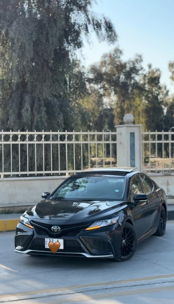 للبيع
كامري xse 2022
محرك V6
اعلى مواصفات بالكامري

بصمه 
تبريد قطعتين
سستم سماعات جي بي ال 12 سماعه 
لايتات led
كشنات جلد 
فتحه بانوراما 
داتا شو 
كامره اماميه 
كامره خلفيه
كامرات 360 درجه 
مستشعر وقوف 
كشنات  تدفئه وتبريد
نقطه عمياء 
اشارات مري
شاشة جبيره 
مرايات كهربائيه 
مثبت سرعه 
اشارات ترحيب 
10 وسائد هوائيه 
لايتات زينون 
كاربلي
شحن لاسلكي 
تحذير مغادرة المسار 
تحذير اصطدام 

ماشي 45 ميل 
ضررها جاملغ كلير خلف السائق فقططط

للتواصل 
***********
