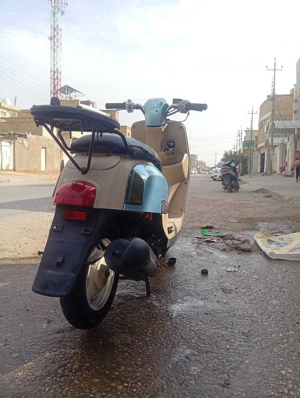 سلام عليكم ورحمه ماكس بوليس محرك مفتوح بس ولفات دراجه 49بلاديه حلوه ونضيفه كلش دراجه نكره مكاني نجف حي الوفاء يم مجسرات الزهراء سعر خاص او اتصل ***********
