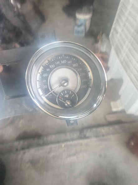 السلام عليكم متوفرقطع غيار السيارات جارحرجالنحر كربلاء حي الصناعي ***********
