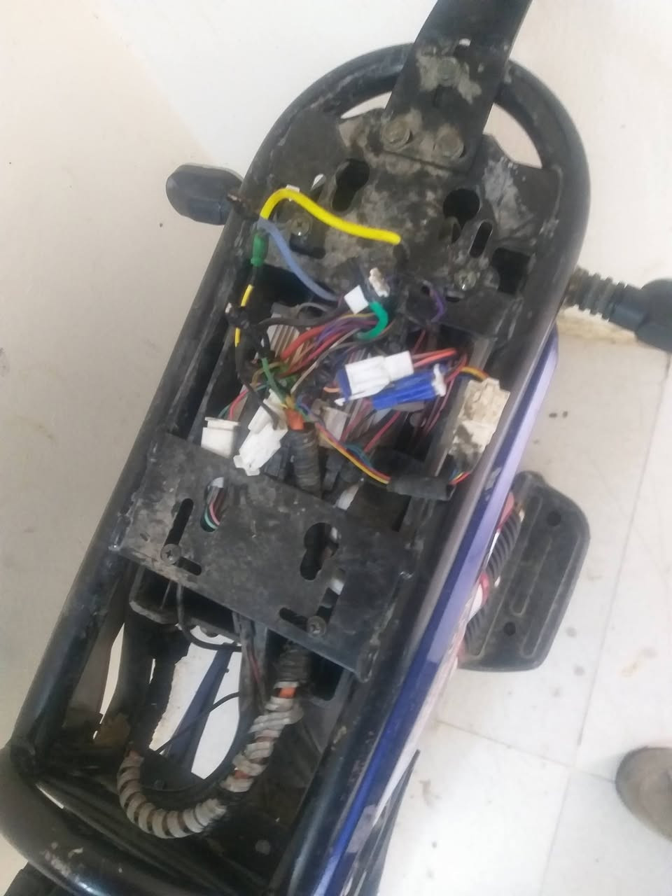 دراجه شحن حجم 20 للبيع بسعر مناسب
بيهه عطل الملف + العقل فقط
باقي الشغلات بالشرط
العنوان / 55 
السعر 125 بي مجال قليل
تليفون 
***********
محمد ابو عبد
