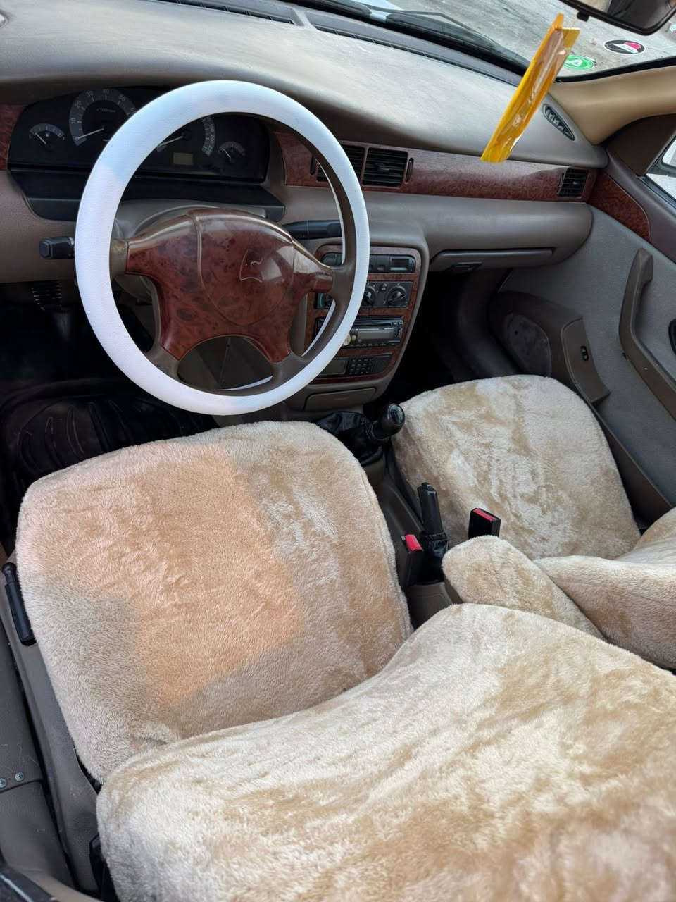 سمند موديل 2012رقم بصره تخم تاير حداديه جديده مكينه كير مكفولات تبريد تدفئة شغال سعر 46وبيه مجال قليل مكان البصرة القرنةرقم الهاتف الهاتف /***********
