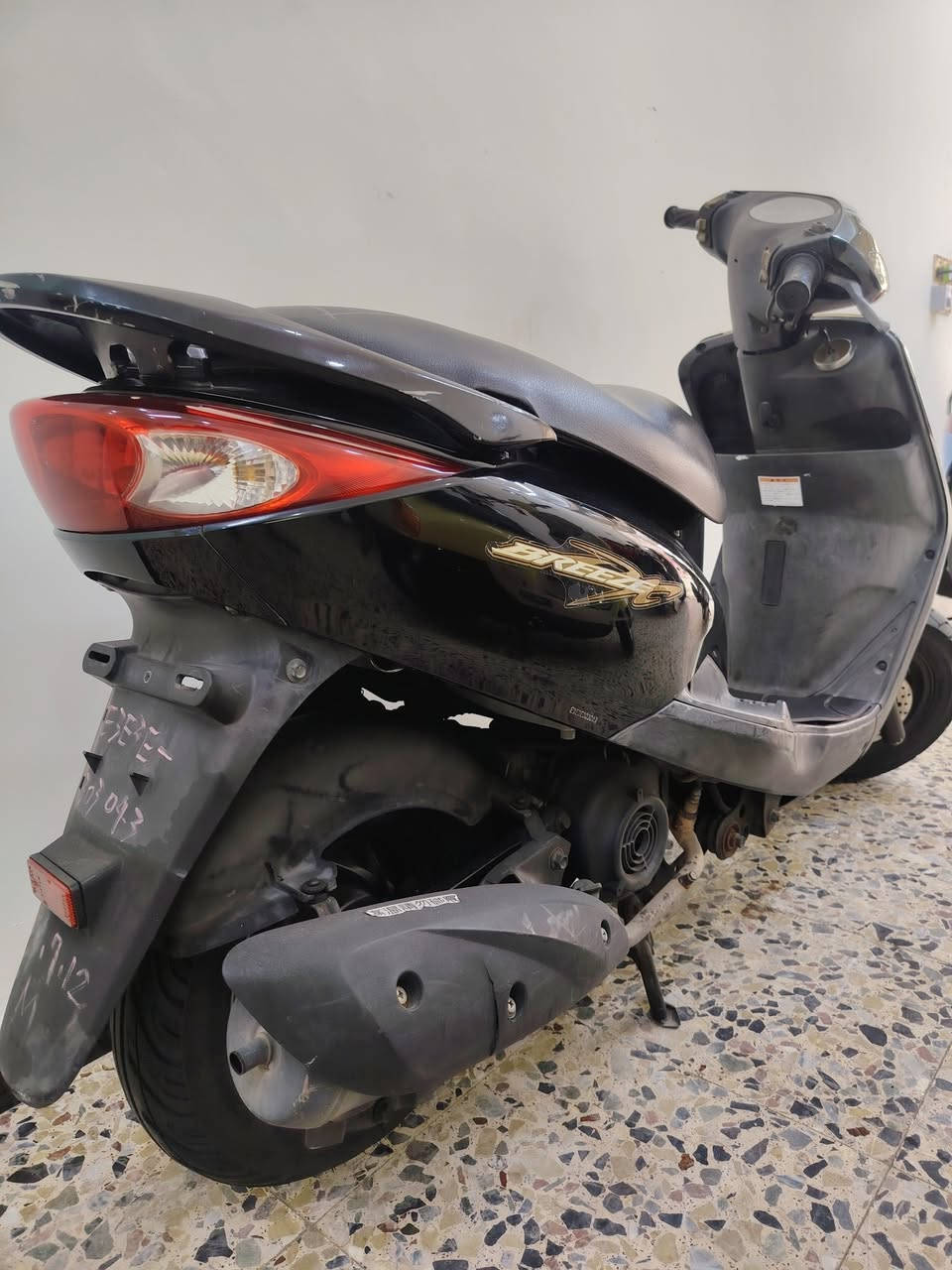 ‼️‼️السلام عليكم ‼️‼️

🌹معرض شمس الكريعات لبيع دراجات الناريه🌹

تم وصول دراجات بريز لايت جوه  (نوزل) كفاله عامه من🌹

🌹 مكينه أو كفر ختم واحد الون أسود     ✅    (رمبه) 💯

العنوان /بغداد/ الكريعات/ القصور/ مجاور /أفران/ جبار🌹 سبع ✅

للتواصل *********** اتصل وتدلل 📞💬

@الجميع @إشارة
