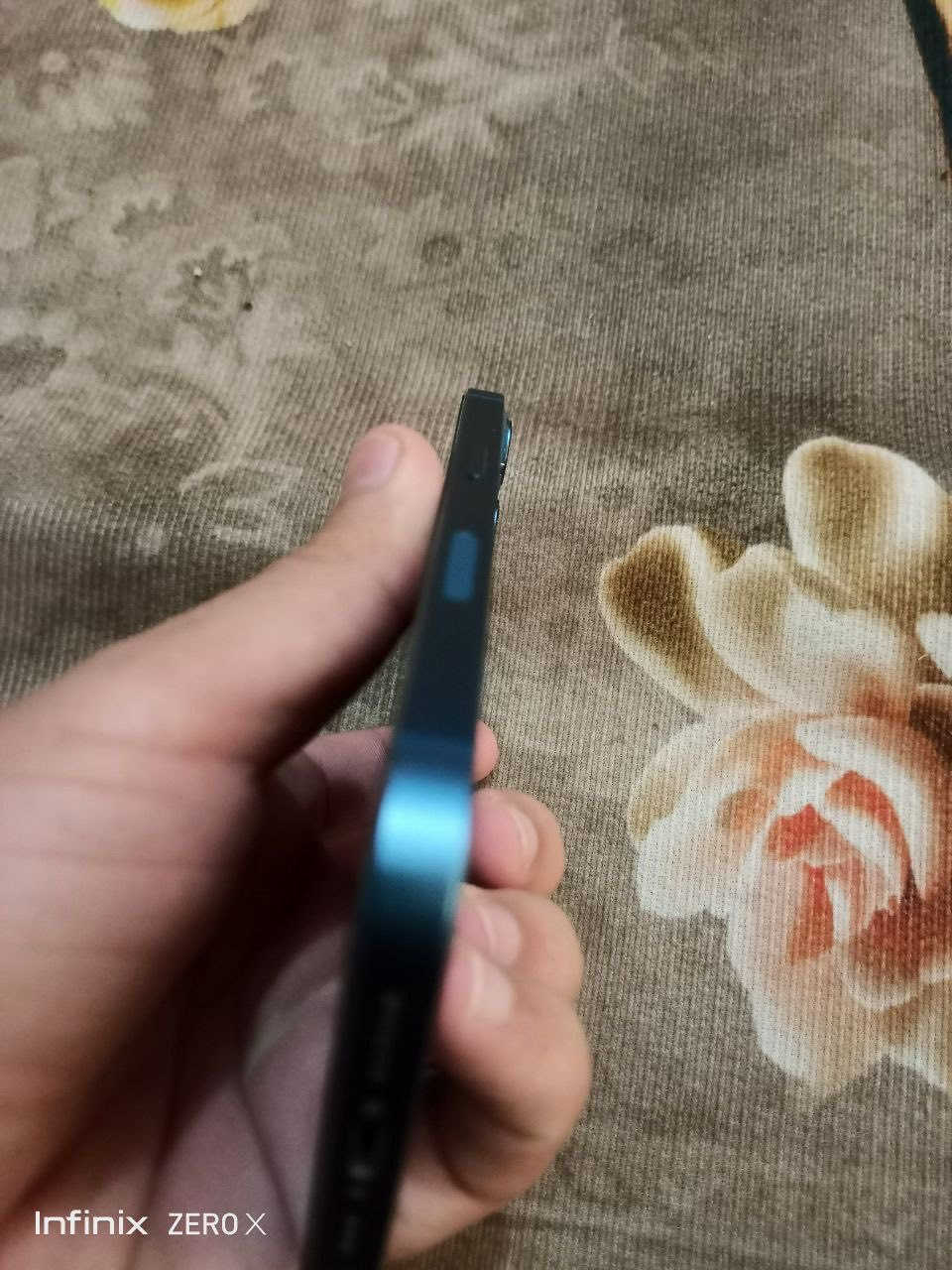 ايفون 13 عادي  ذاكره ١٢٨ مبدل فقط بطاريه ١٠٠ . 
وبيه هاذ لفطر لموضح بلصوره وما ماثر ابداً  للمراوس بجهاز بوكو حسب لقناعه توصيل ماكو 🤍✨


**إذا كنت صاحب هذا الإعلان وتريد حذفه لأي سبب، رجاءا أرسل رسالة إلى الدعم الفني**