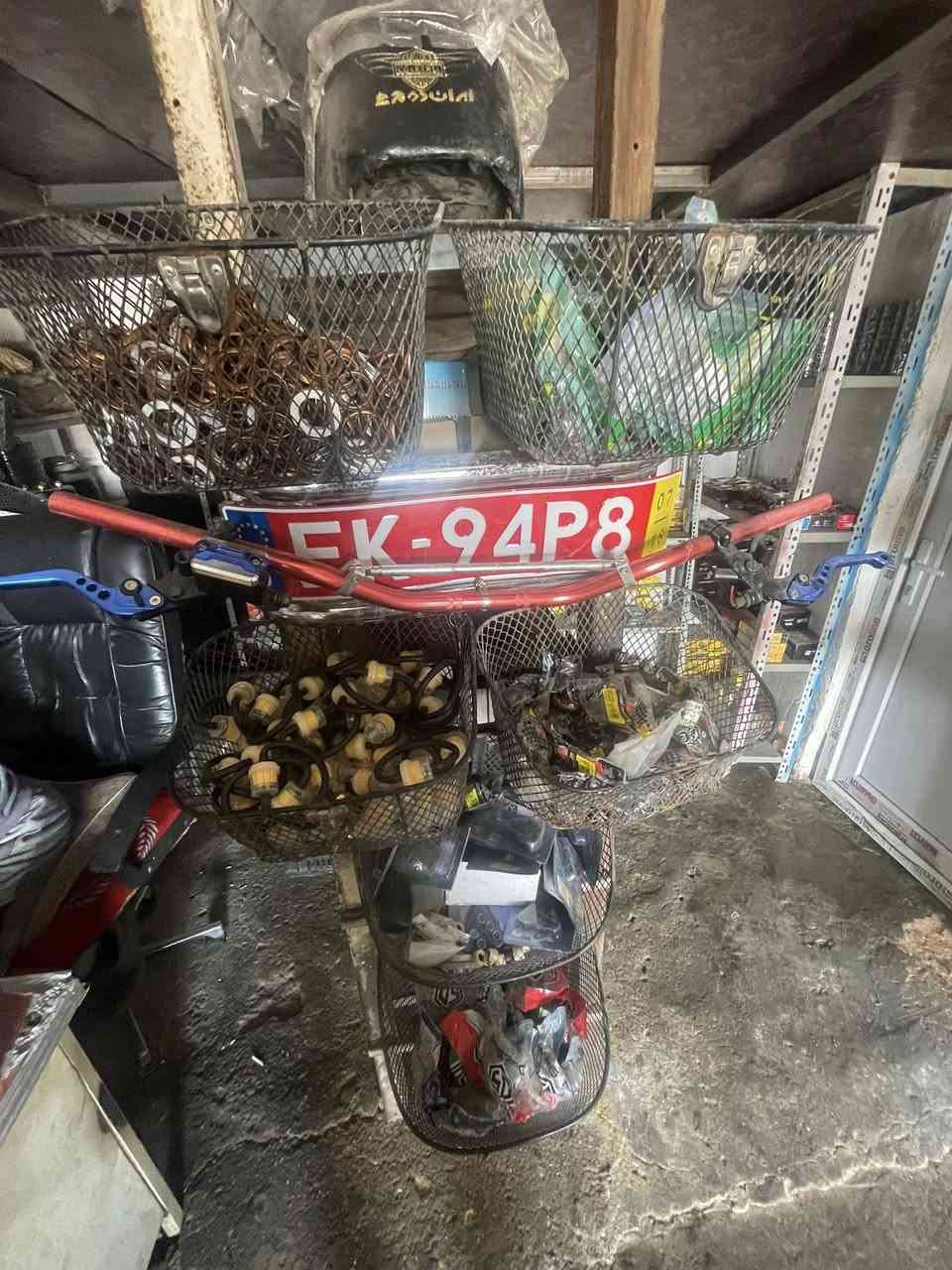 سلام عليكم توفرت عندي غراض أنواع دراجات شنو الي بالك موجود تزويد بلاد
تواصل خاص او وساب ***********
