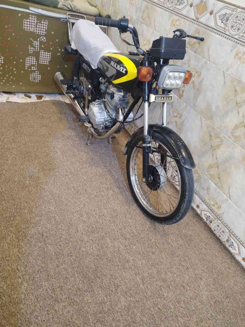 سلام عليكم دراجه لبيع مال يراني نمس ام صغر العنوان عماره سعر 800 وبيه مجال رقم
***********
