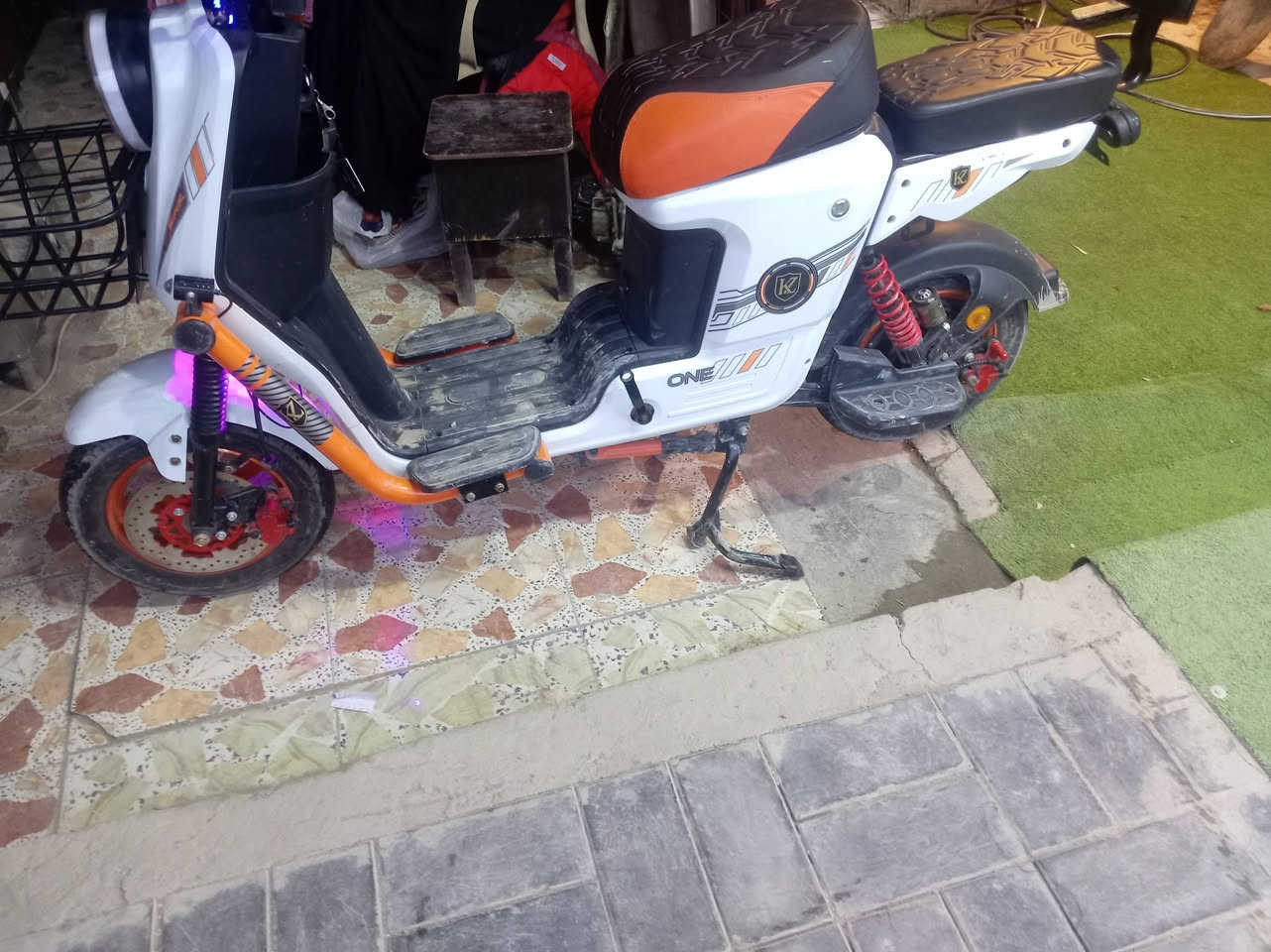 سلام عليكم دراجه شحن البيع الموديل 2024 بصمه السعر 550 العنوان المحمودية ناحية الرشيد ***********
