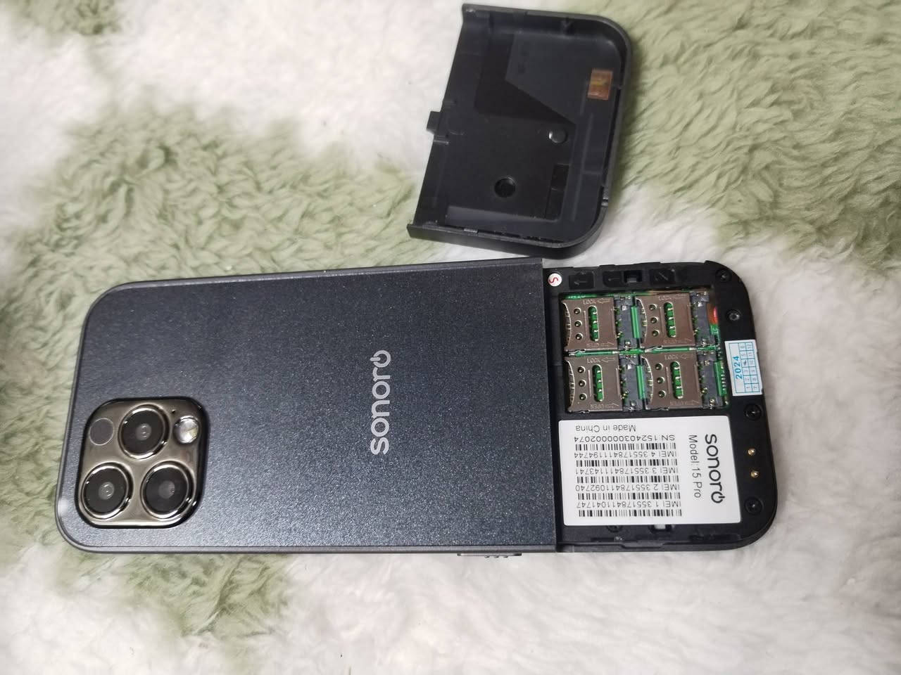 موبايل اتصال وكاميرا ياخذ اربعه سيم كارت عربي مواصفاته حلوه شكله فخم مكتوب ١٥ برو سعره ٤٠ مع توصيل


**إذا كنت صاحب هذا الإعلان وتريد حذفه لأي سبب، رجاءا أرسل رسالة إلى الدعم الفني**