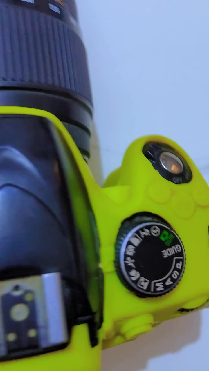 شرط الفحص
كامره نيكون 3200  باقي التفاصيل مثل ما موجود بالتصوير السعر 300وبيها مجال قليل


**إذا كنت صاحب هذا الإعلان وتريد حذفه لأي سبب، رجاءا أرسل رسالة إلى الدعم الفني**