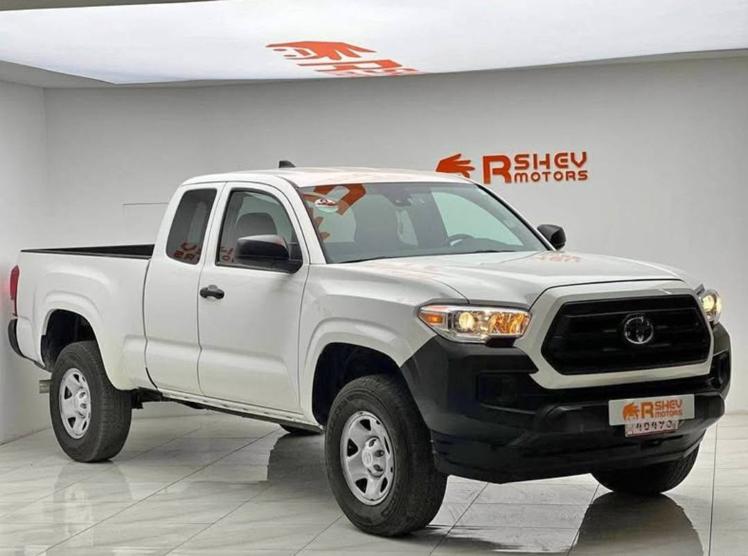TOYOTA TACOMA ACCESS CAB SR5 2023
تويوتا تاكوما قمره و نص س ر 5 ٢٠٢٣
تۆیۆتا تاکۆما ٢٠٢٣

• لون ابیض
• محركة ٤ سلندر
• مكينة ٢٧٠٠
• كير اوتوماتيك
• ٢ ويل
• ايرباك سليمة
• بدي طويل
• ماشي42.000کم 
• رقم شاصي3TYRX5GN3PT089723
• رقم اربيل 
• عنوان اربيل***********
• سعر٢١٠$
