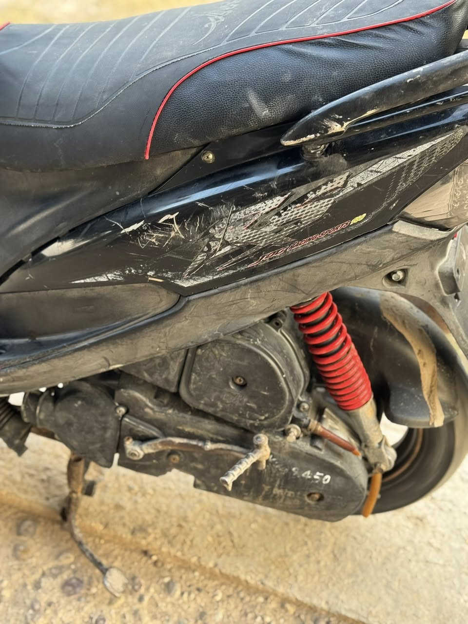 السلام عليكم دراجه البيع دراجه حيل نضيفه السعر 650او بيه مجال قليل ***********
