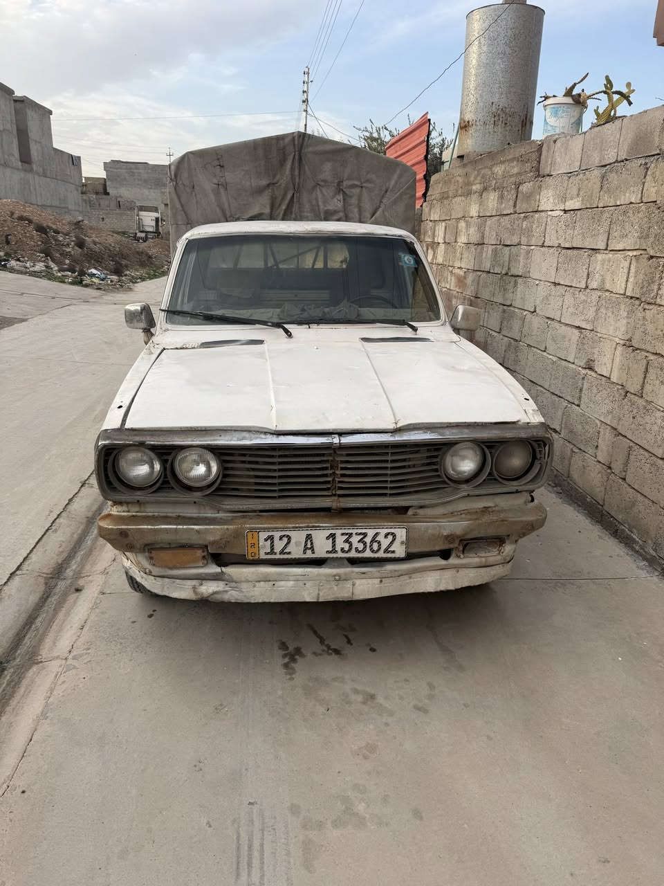 بيك اب موديل 1978
صبغ وحداديه جديد كير شرط محرك بدايه صرف سنوية جديده   بأسمي تحويل ثاني يوم 
بي هزة جديد  السعر 22$ بيها مجال 
كابون بانزين بيها   بل عافيه عل يخذها 
عنوان موصل احليلة 
***********

‭٠٧٧٧ ٨٢٥ ٤١٤٩‬
