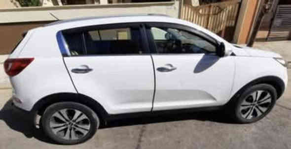 سيارة كيا سبورتج موديل ٢٠١٣ المواصفات موجود بالصور كير ومحرك شرط ممفتوح بدون صبغ بيها بارد مكان واحد بالجاملغ مال سائق مكانها الحمدانية ماشية ١٢٨ الف سعرها ١٥٢ بيها مجال بسيط للاستفسار *********** الحمدانية
