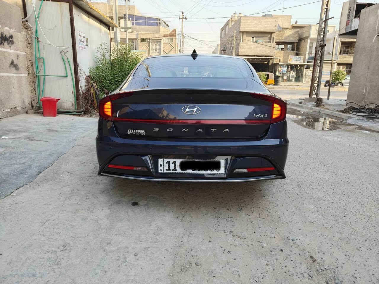 تحيه طيبه 
سوناتا امريكي 2022
رقم بغداد 
السياره هايبرد ومميزه جدا  تجي سقف الياف طاقه شمسيه 
يعني تشحن عن طريق الطاقه الشمسيه وعن طريق المحرك  
اللون نيلي غامق 
المواصفات ...
- داتا شو 
- قابليه التحرك عن طريق الريموت 
- بصمات عدد ثنين اضافه الى كارت تشغيل 
- كشنات جلد وتدفئه وتبريد  وميموري خزن الجلوس وثنينهن كهرباء 
- لايت 4 عدسات زينون بلادي ديناميكي 
- سستم صوت بوس جدا نقي وعالي 
- شفتات تبترونك 
- شاشه كبيره مدعومه بكامرات محيطيه مع امكانيه الركن الذاتي 
- حساسات امامي خلفي محيطي مع كافه انواع الرادارات والنقط العمياء 
وباقي المواصفات الستاندر 
الضرر جانبي بسيط جدا ابواب 2 فقط الحوض والمقدمه مكفوله من جميع النواحي 
ايرباك دشبول وستيرن سليم 
السعر 16.500$ 
للاتصال ***********
