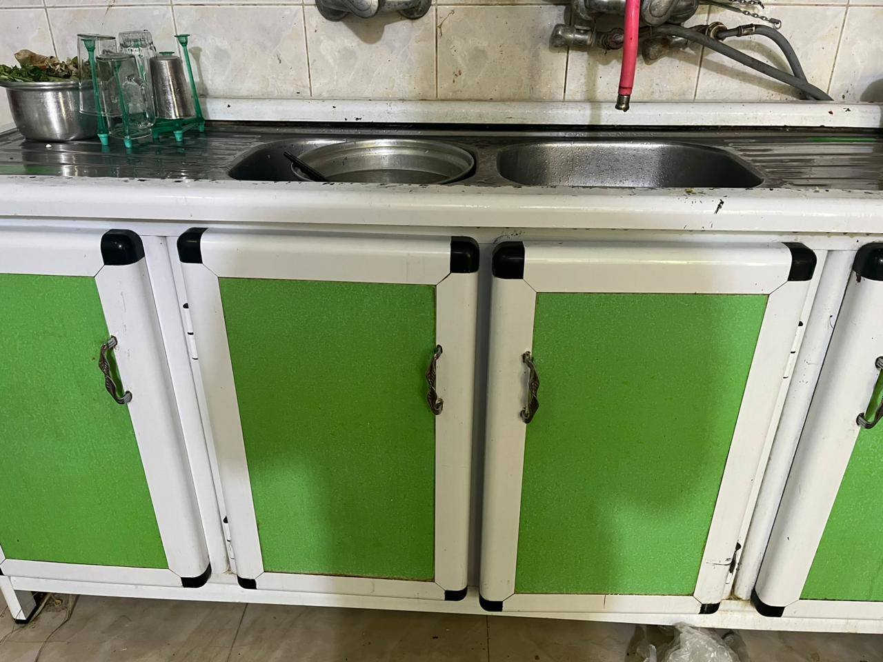 كاونتر لبيع نظيف السعر ٥٠٠ وبي مجال


**إذا كنت صاحب هذا الإعلان وتريد حذفه لأي سبب، رجاءا أرسل رسالة إلى الدعم الفني**