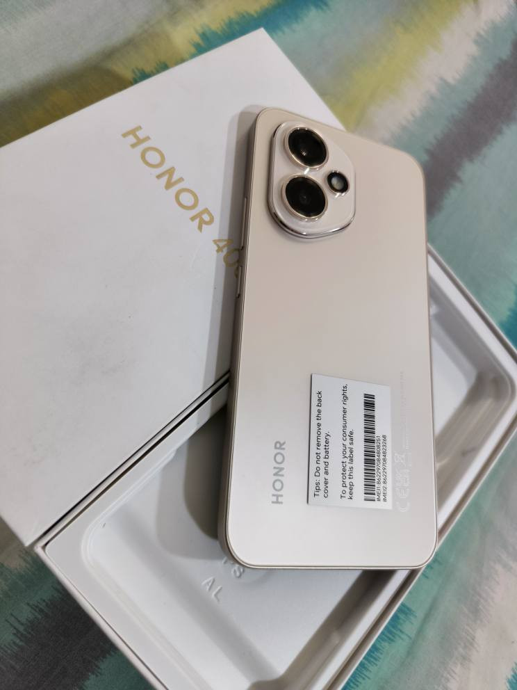 هونر 400
ذاكرة 512
نظافة 100%
السعر 360
*********** بغداد, العراق
