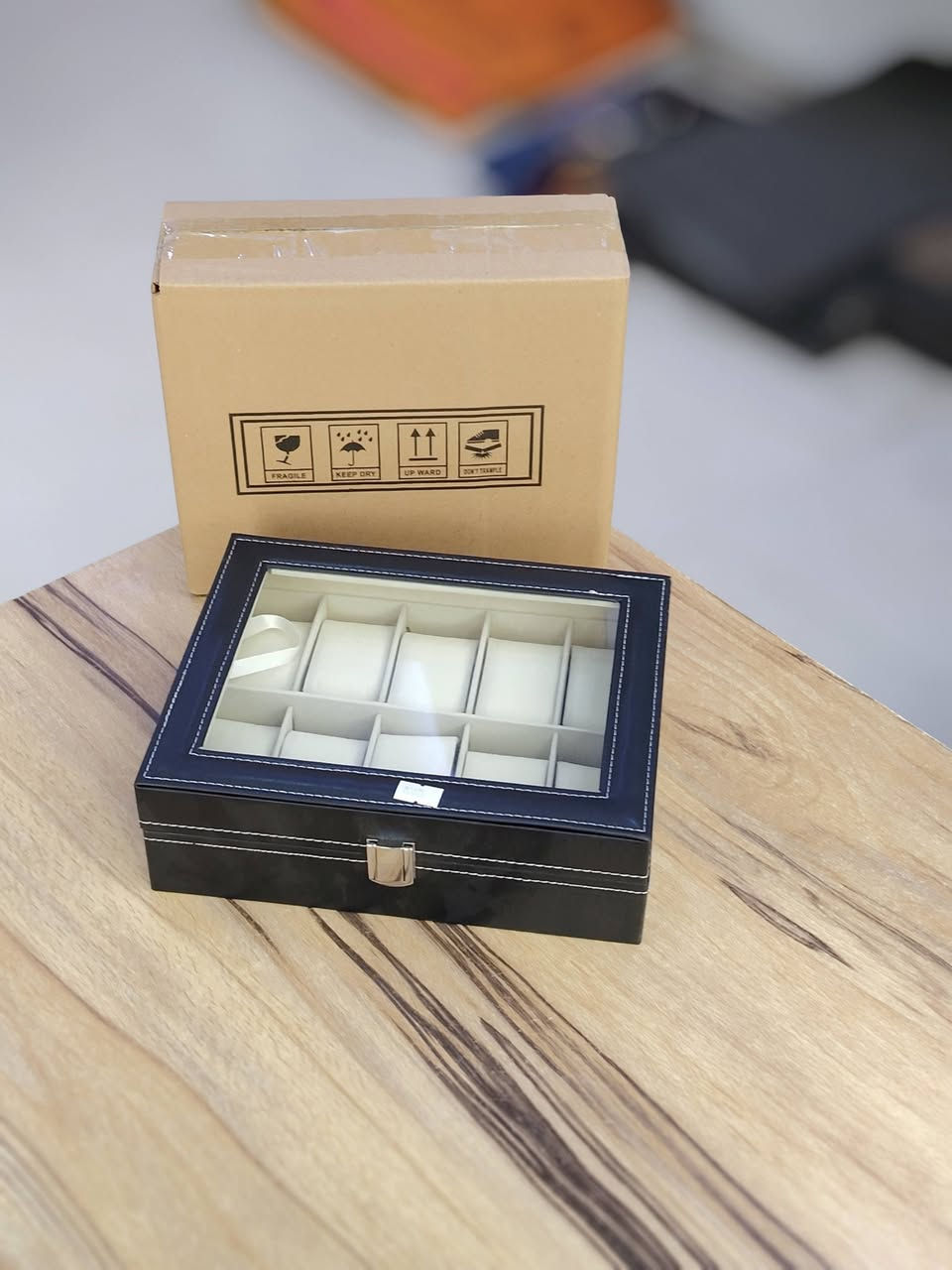 حافظة ساعات
12،000
العنوان:كربلاء _ طويريج _حي الجمعية _قرب مجمع الكفيل_مقابيل مكتبة البرقعاوي 
للمزيد من المعلومات راسلونا  
#منزلي_الجميل
#كربلاء #طويريج #الهنديه #لايكات


**إذا كنت صاحب هذا الإعلان وتريد حذفه لأي سبب، رجاءا أرسل رسالة إلى الدعم الفني**