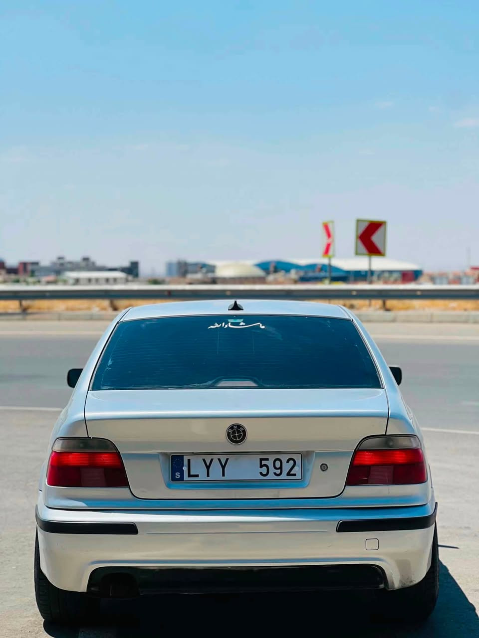 سەرەتا بەناوی خوای گەورە
BMW Saqar مۆدێل 2000
2021داخڵ کراوە
 مەکینە ٥٢٥ی دەبڵ دیجتاڵ ئۆتۆماتیکە عادی  پێنج گێڕە 
سەیارەکە مەنەفێستی ئیبرایم خەلیلە 
 فوول مواسەفات کامل کراوە بە M
 چوار تایە و ویلی M18ی لۆکی  لەسەرە 
تەلەفوون بیلاد شەریکەی لەسەرە
 کوشن جڵد کوشن هیتەر تەعدیل سورعە 
 سەیارەکە چرکەی تیا نیە
 گێڕ و مەکینەی بەشەرتی ١٠ فیتەر ئەیدەم دەنگی تیابوو  نەتەوێ 
بەشەرتی موس و براوە و وەرگەران و دار و بەرد ئەیدەم 
کامل بۆیاخ کراوەتەوە بۆ جوانی

سێحری ٤٩$مەجالێکی برایانە
***********
