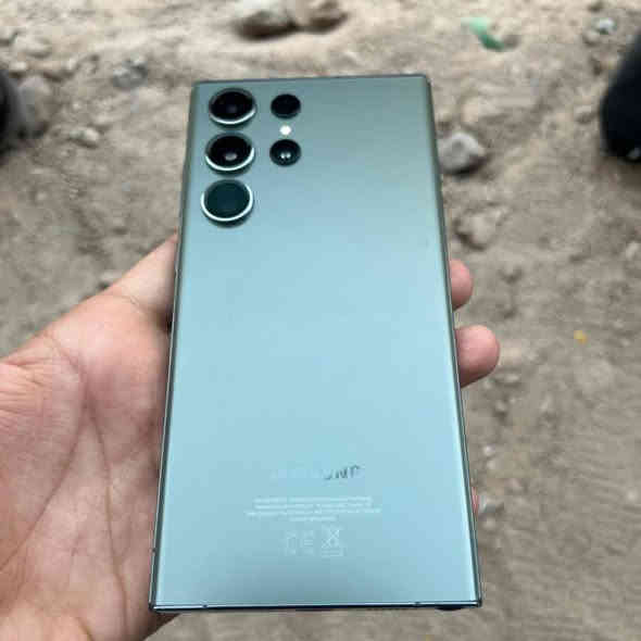 سلام عليكم 
عدد 3 اجهزه كلمن تفاصيله يساعد مايجي لاايراسل مؤجؤد واتساب 
اجهزه الترا للبيع كلهن كفاله تفحص اله تشتري
1ـالترا رصاصي ٢٤ شرق اؤسط خطين شاشه تيتانيؤم بؤ ظمان كارتؤنته مؤجؤد حافظه لزكه اصليه سعر نهائي ٨٣٠ 
2-لؤن ازرق الترا ٢٢ خطين ذاكره ٥١٢ حافظه لزكه كفاله عل فحص سعر ٥٥٠ نهايته 
3- لؤن مارؤني الترا ٢٢ عربي دك خط ثاني الكتروني ذاكره ٢٥٦ ؤياه حافظه كيبل سعر ٥٠٠ نهايته 
***********
