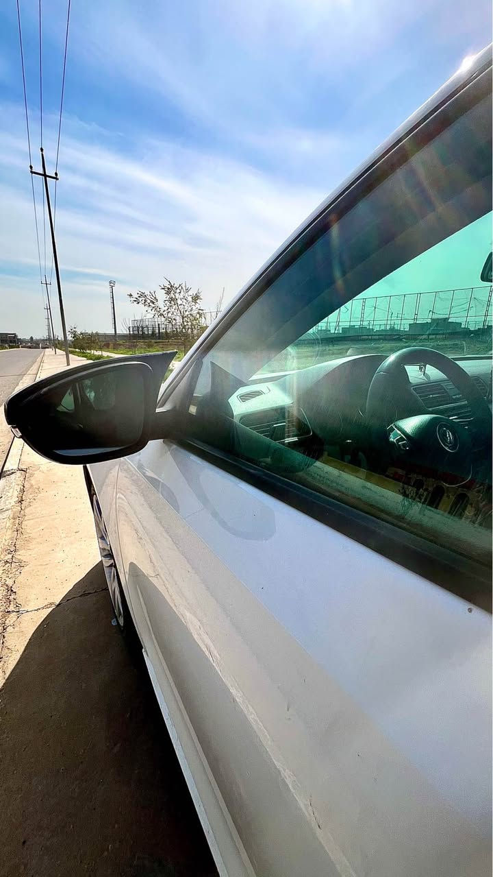 passat فولكس واكن
موديل 2019
فول مواصفات 1/1
ماشية 120 الف ميل
كلين تايتل بدون ضرر مكفولة كفالة عامة
محرك 2000 تربو  TSi 
محرك كير شرط 
بصمة
سلايد 
تحكمات ستيرن
كشن جلد كهربائي وتدفئة
كشن مساج ورئاسي
مثبت سرعة
مرأة شفط كهربائي
تبريد ماوس
رقم دهوك
شرط التحويل والغرامات
عنوان الموصل
بيع او مراوس بكامري حديث
 واتساب ***********
*********** واتساب موصل, نينوى
