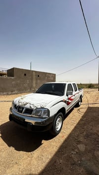نيسان • ٢٠٠٨ • مزاد
