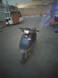 دراجه بطه لبيع وراق سعره 425 بيه مجال+07770691429