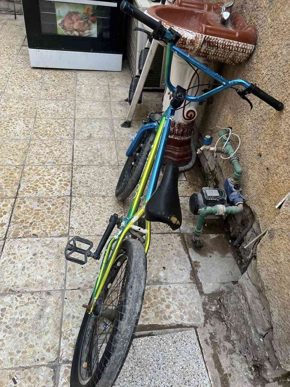 بيم اكس سبع الوان 130 بطيخه مالته عطلانه تصليحه ١٠ الف فقط كلشي شغال ***********
