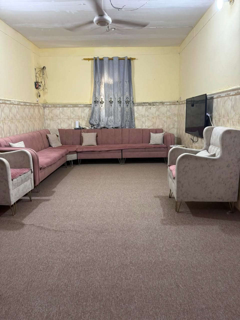 للبيع طقم قنفات

* ✅ طقم قنفات بحالة جيدة.
* 🛋️ نظيف وجاهز للاستخدام.
* 💰 السعر: 400 ألف دينار.
* 📍 الموقع: البصرة.
* 📩 للتواصل: خاص


**إذا كنت صاحب هذا الإعلان وتريد حذفه لأي سبب، رجاءا أرسل رسالة إلى الدعم الفني**