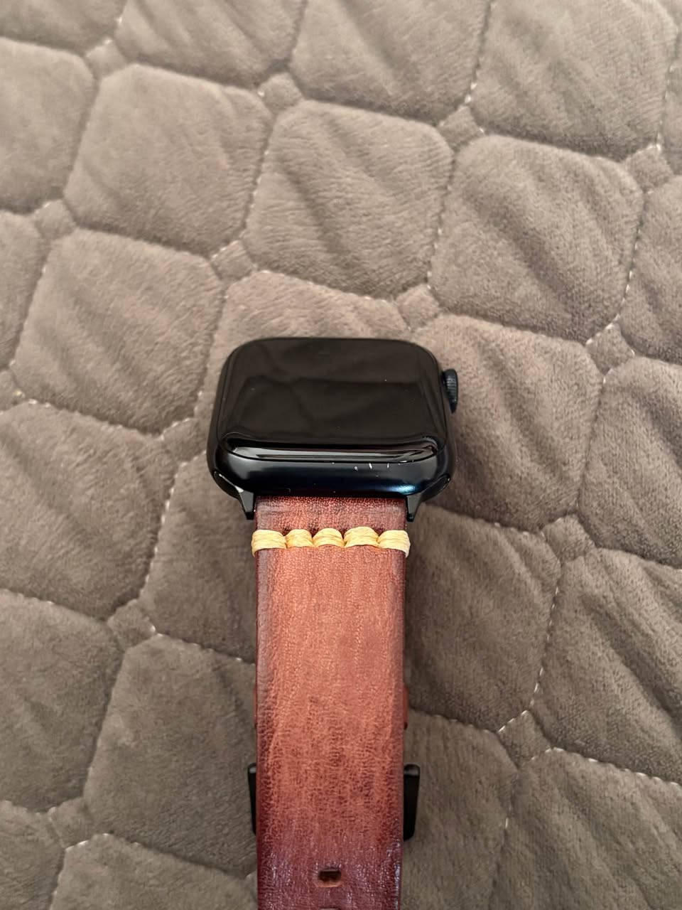 Apple watch series 7 Nike 45mm black

سەعەتەکا اپل یا گەلەك پاقژ بو فروتنئ، ٤٥ ملیمە Nike ئە رەنگئ رەشە , پاتری 81%، شەحن ئو کارتون د گەل نینن.
      
سەعەت گەلەك یا پاقژە بزەمان ددەم ١٠ روژان 

ساعة Apple نظيفة جدًا للبيع.

مقاس 45 ملم، إصدار Nike، باللون الأسود.
صحة البطارية 81%.
الساعة لا تأتي مع الشاحن أو العلبة.
الساعة بحالة ممتازة، 
                
وأمنح عليها ضمان لمدة 10 أيام

Price: 145$
Number: *********** دهوك, العراق
