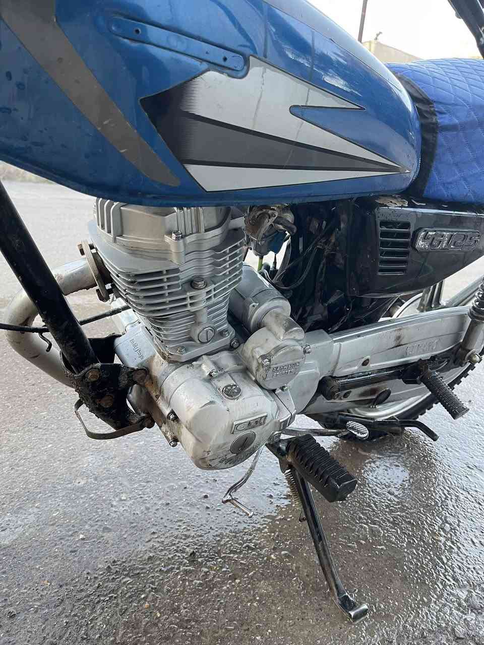 دراجه جني نضيفه كلش كامله مكمله كهربائيات مكينه كله شغال 300قفل        ***********
