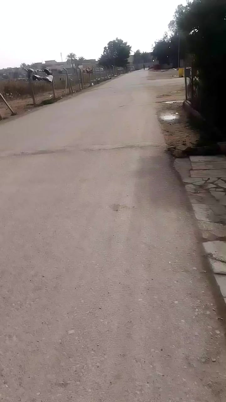 يا الله سلام عليكم بيت لبيع منطقة السعاده شارع البزل مساحه ميت 100قاط ونص طابو ملك صرف
يحتوي البيت ستقبال 7امتار في 4 وصاله 4في 4 ومطبخ 2ونص في 3ونص وغرفه 5في 5 وترك متر ونص في 5
وقاط الثاني بي غرفه 5في 5 وحمام متر ونص في متر ونص في متر نص وصاله 3في مترين القاط الثاني سندويش 
البيت كله كاشي  وسعر 75وبي مجال ***********
