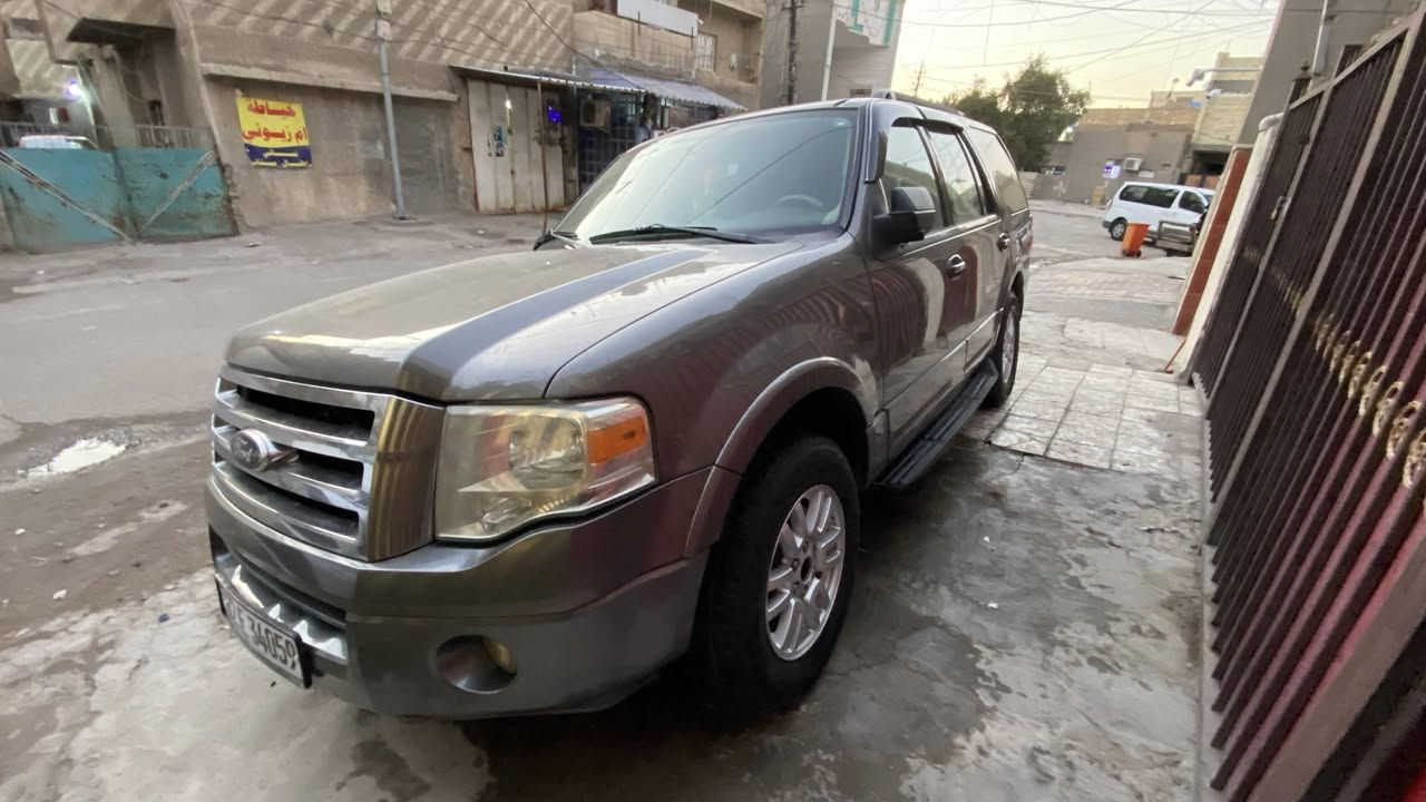 فورد أكسبديشن موديل 2012سيارة كلين بدون حادث تخم تايرجديد لايت زنون فول موصفات سلايد كير ومكينة جديدة صدر امامي وخلفي جديدشاشه جديد رقم  شمالي أربيل تحويل ثاني يوم مكان سياره بغداد جديده سعر 140وبيها مجال بسيط رقم ***********
