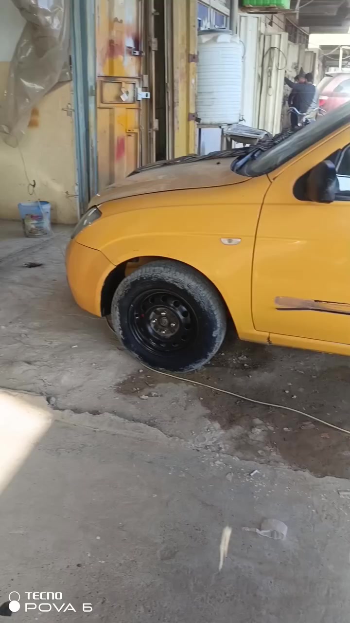 سياره طيبه محتركه تم العمل
عليه وصبغ داخل وخارج جاملغ ودعاميه وباب 
العمل امامكم *********** 
علاوي الصباغ
