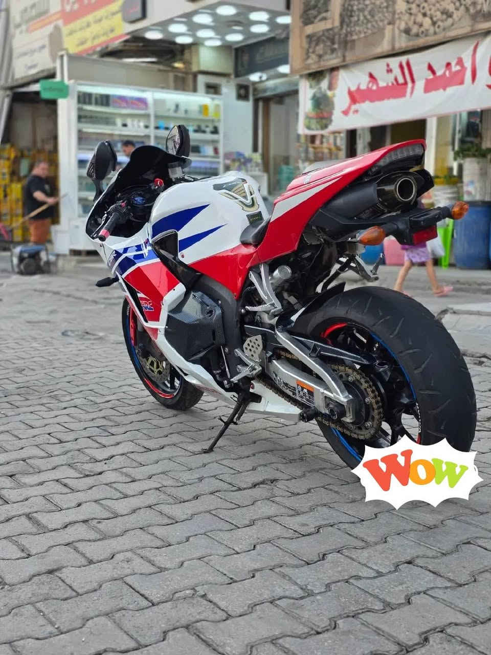 سلام عليكم
خير الكلام ما قلَ ودل 
هوندا rr600 2015 كفاله عامه 
ماشيه سبعتالاف حقيقي دراجه جديده بلجيس انظف ارار بلعراق بموديلها 💪✈️ وارد ياباني 

السعر خاص والشراي يخابر *********** 
مكاني كربلاء
