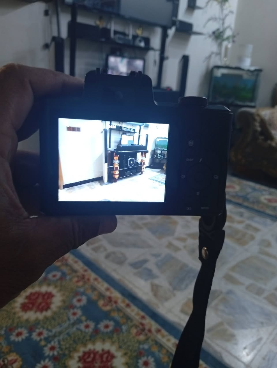 كامرة دجتال جديدة فايف كي تصوريها   وبيها مخرج اج دي شحن تايب سي وتسجل على الرام جديدة  مع كافة ملحقاتها سعرها 125الف. بوجد توصيل


**إذا كنت صاحب هذا الإعلان وتريد حذفه لأي سبب، رجاءا أرسل رسالة إلى الدعم الفني**