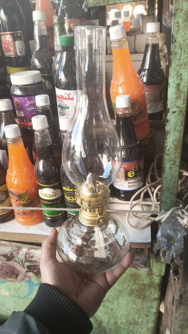 بە ئیزنی ئەدمین خودایەک هەیە بە ناوی جەملە. *********** وات
