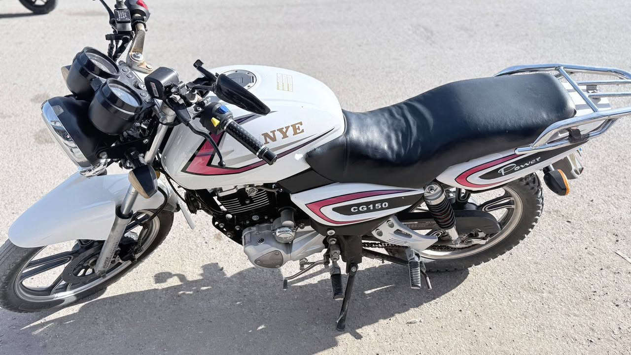 السلام عليكم شباب دراجه بانده مديل 20 للبيع دراجه كلش نضيفه اوراق كامله وصوليه واصله  للترقيم السعر خاص 
***********
